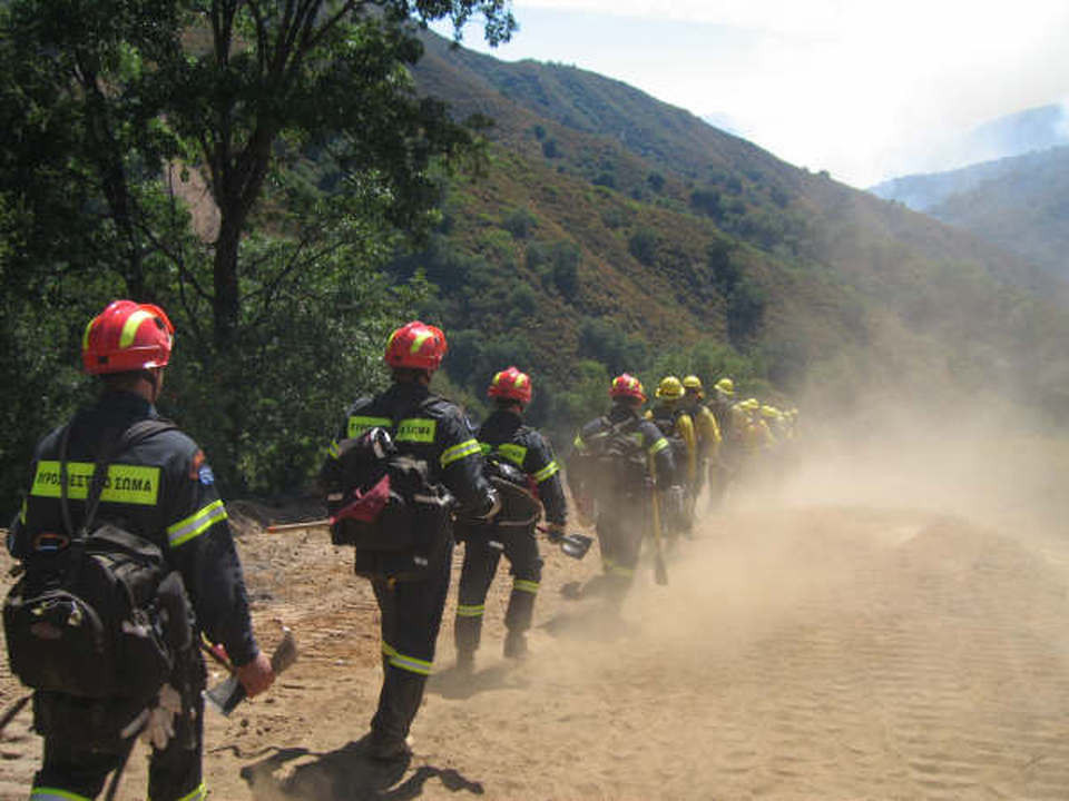 Βρήκαν νεκρό βοσκό σε χαράδρα 80 μέτρων